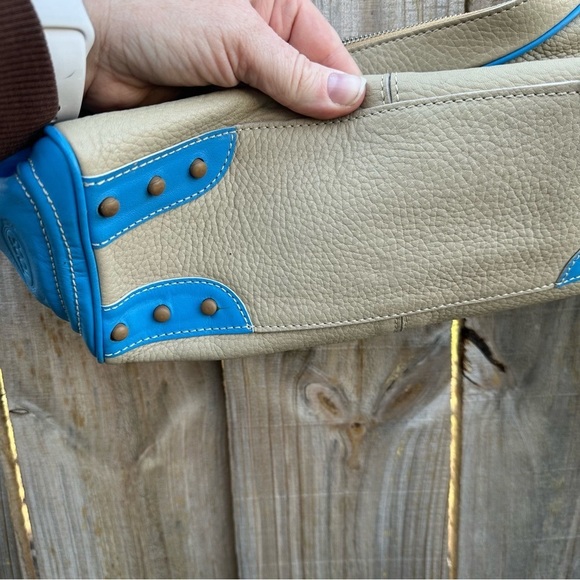 Tod's Blue and Tan Shoulder Bag with Slouchy Design - Picture 16 of 16